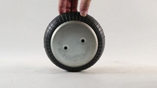 W01-M58-6155 Wymiana resora pneumatycznego Firestone 131